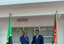 Mkuu wa majeshi ya Ulinzi Tanzania atembelea Msumbiji