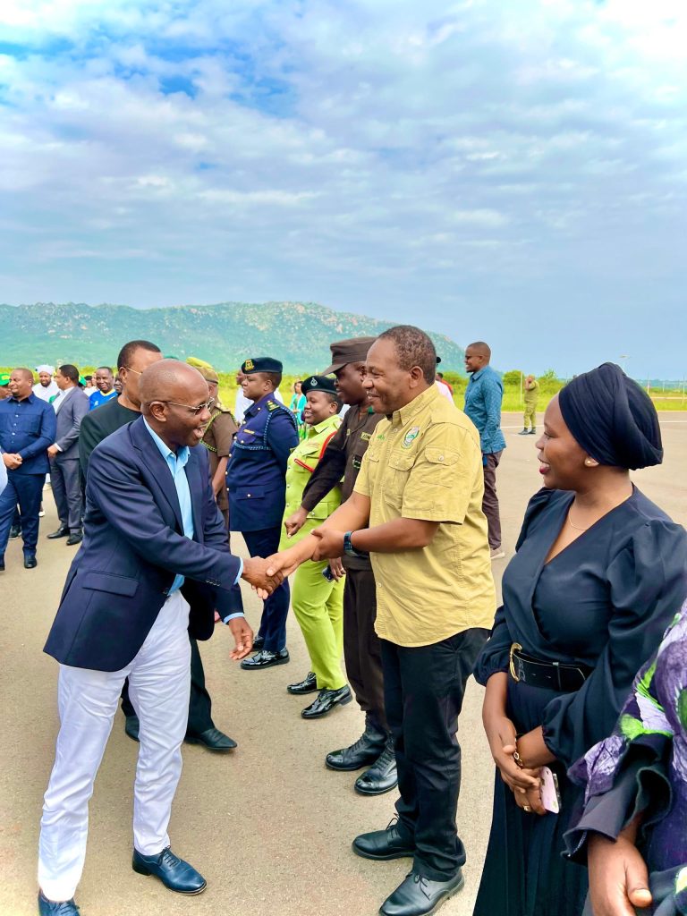 TANAPA yashiriki uzinduzi wa safari za ATCL Dar – Iringa