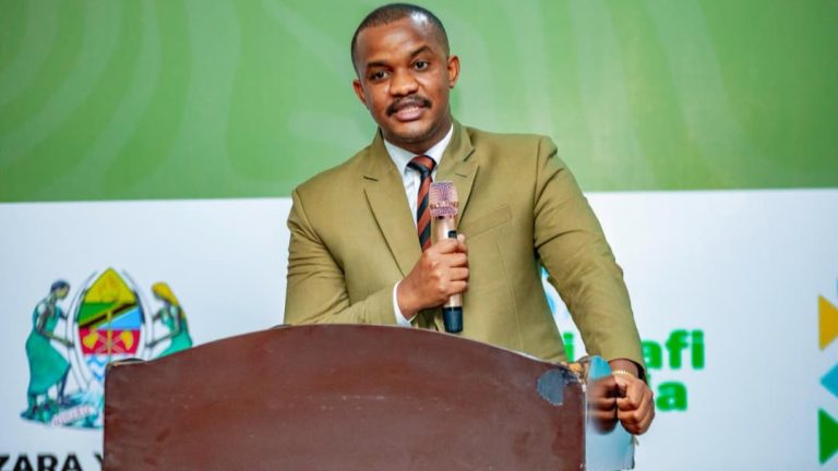 fbc8e7b2f262ab98fe68f8f31e713ae5(0)